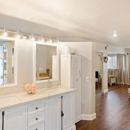 Elegant Beach Living, Just Blocks To The Sand Huntington Beach Buitenkant foto
