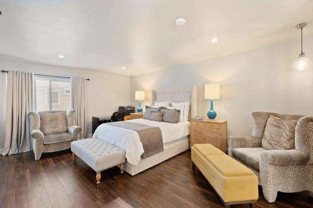 Elegant Beach Living, Just Blocks To The Sand Huntington Beach Buitenkant foto