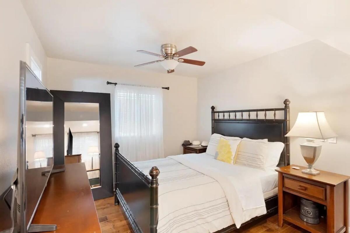 Elegant Beach Living, Just Blocks To The Sand Huntington Beach Buitenkant foto